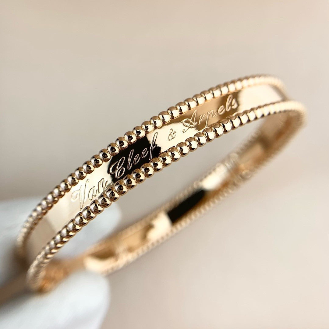 [LUXE JEWELRY]CLOVER PERLEE BRACELET SIGNATURE ENGRAVING SERIES
