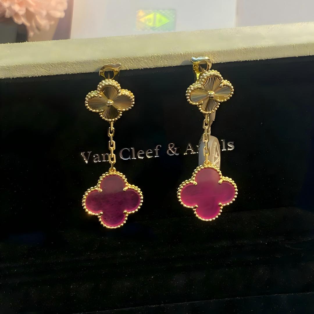 [LUXE JEWELRY]NEW CLOVER 2 MOTIF PINK ENAMEL EARRINGS