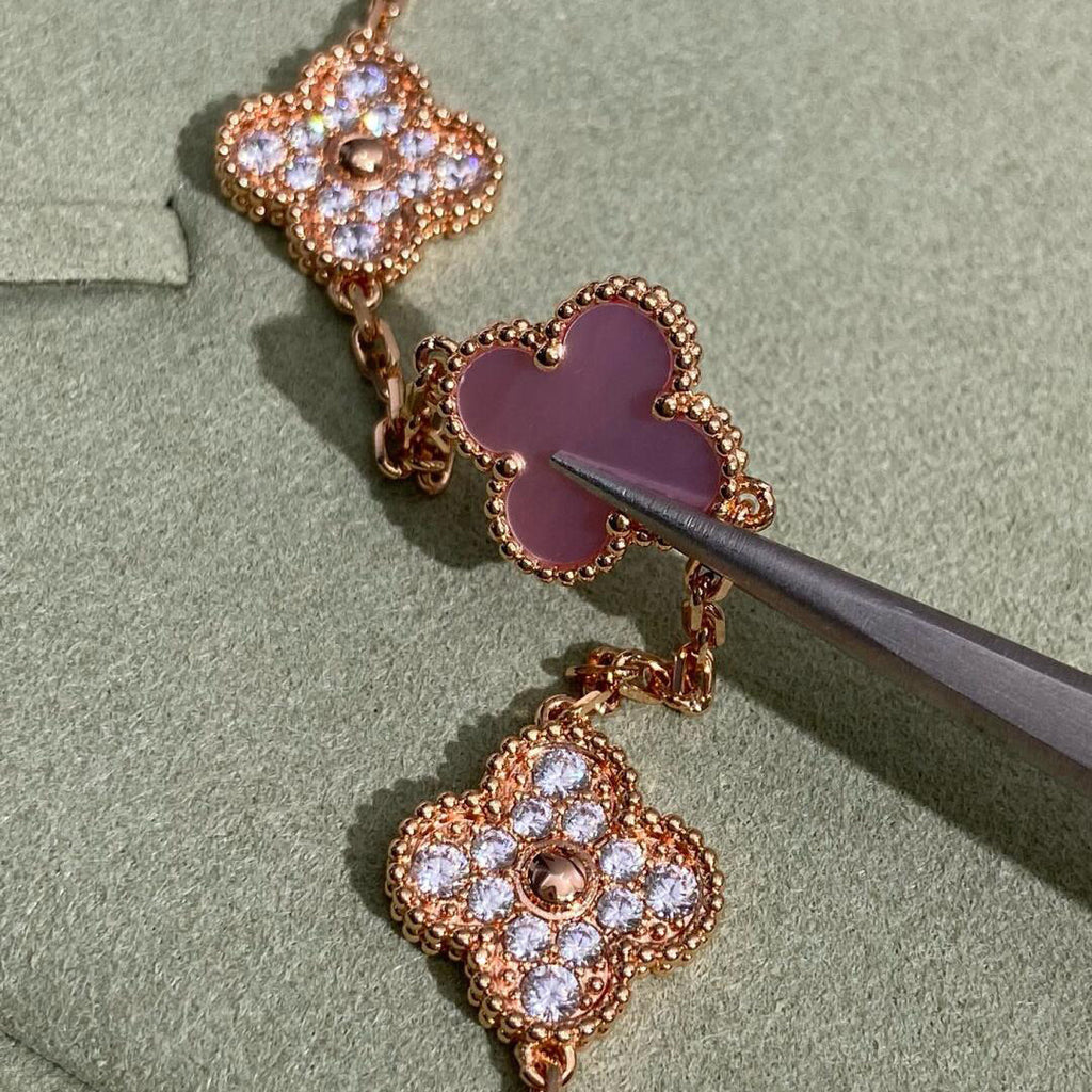 [LUXE JEWELRY]CLOVER 10 MOTIFS DIAMOND PINK MOP NECKLACE