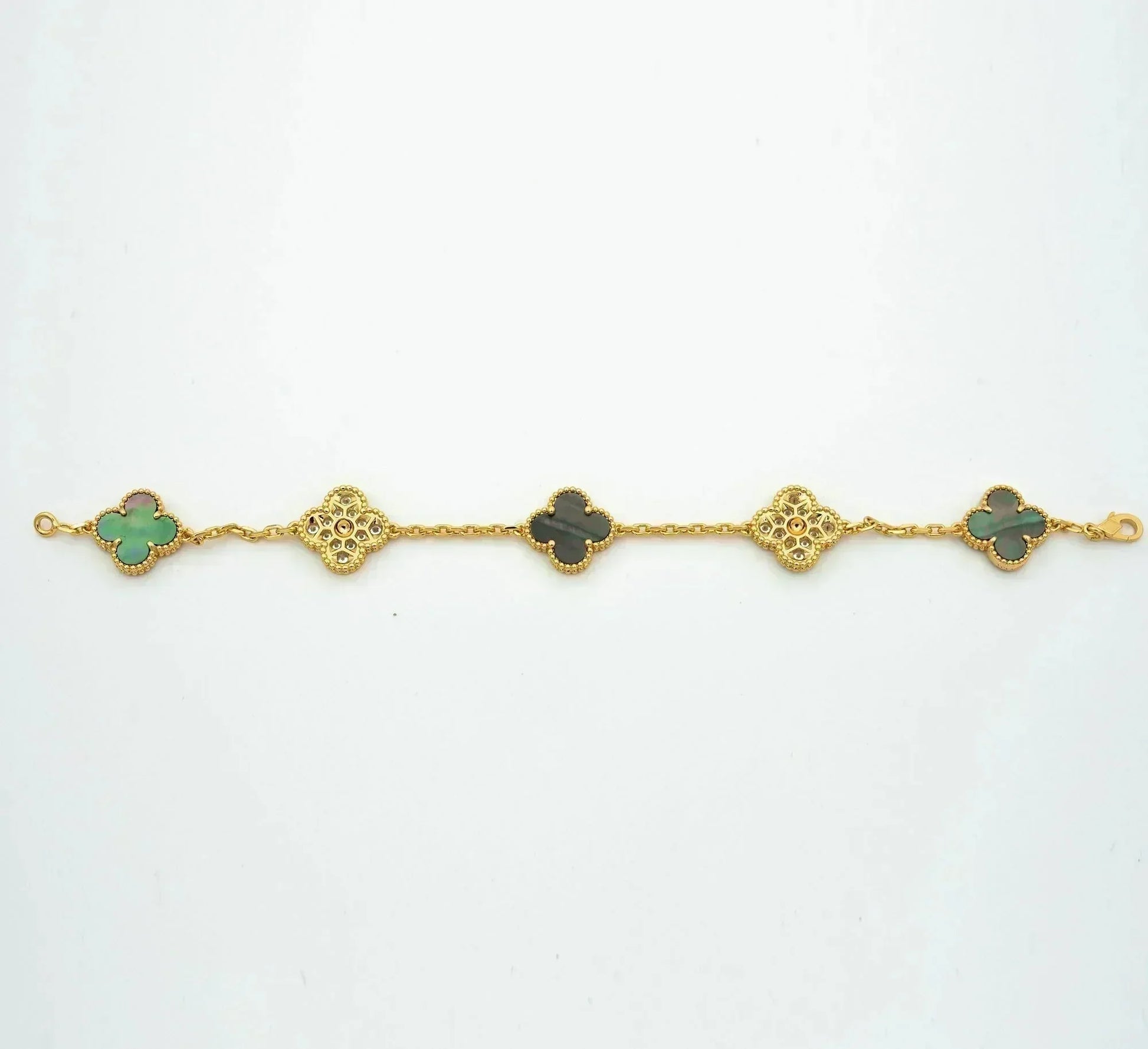 [LUXE JEWELRY] CLOVER 5 MOTIF GRAY MOP BRACELET COLLECTION