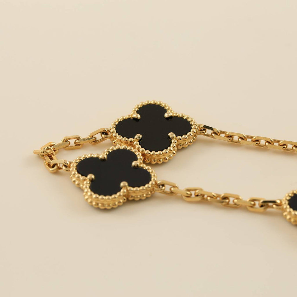 [LUXE JEWELRY] CLOVER 5 MOTIF ONYXS BRACELET COLLECTION