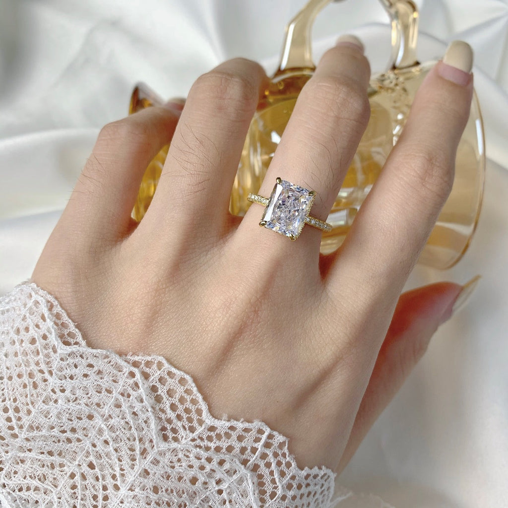 [LUXE] Bague de fiançailles luxueuse de 4,0 carats