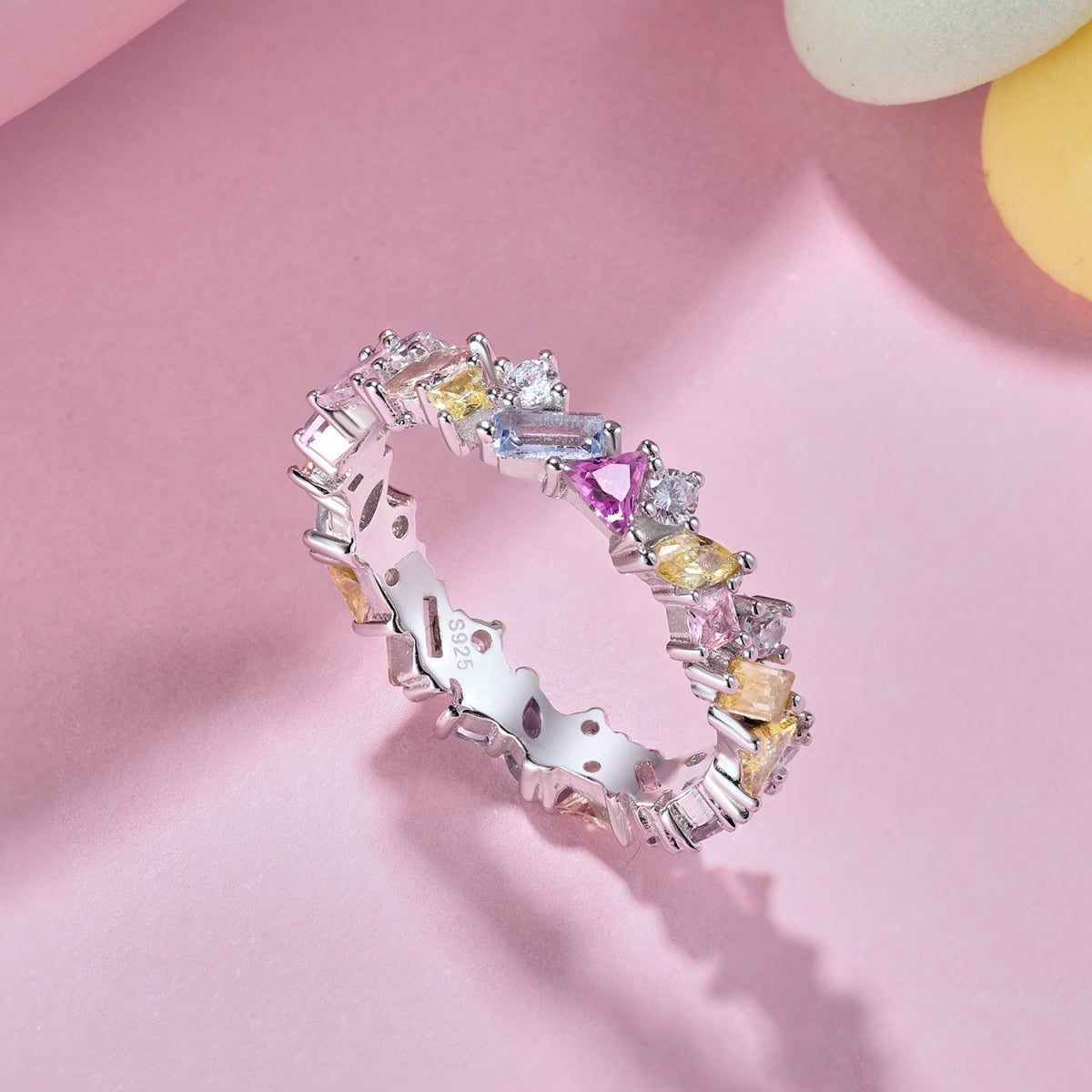 [LUXE]まばゆいばかりの多色マルチカットデイリーリング
