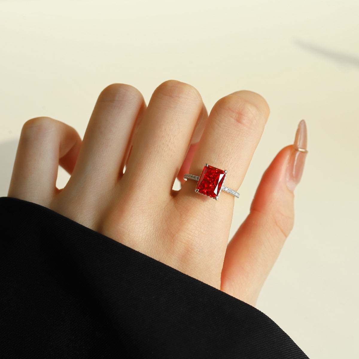 [LUXE] Bague de fiançailles luxueuse de 4,0 carats