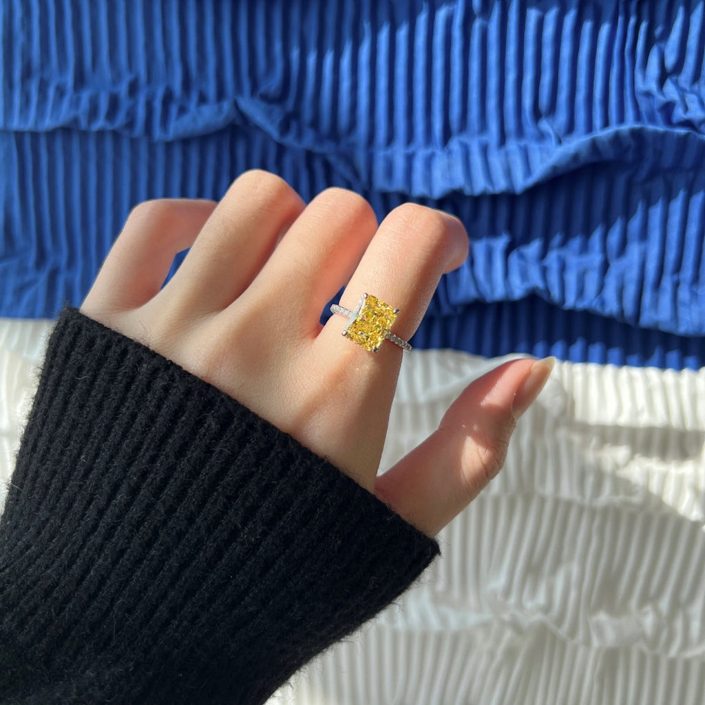 [LUXE] Bague de fiançailles luxueuse de 4,0 carats
