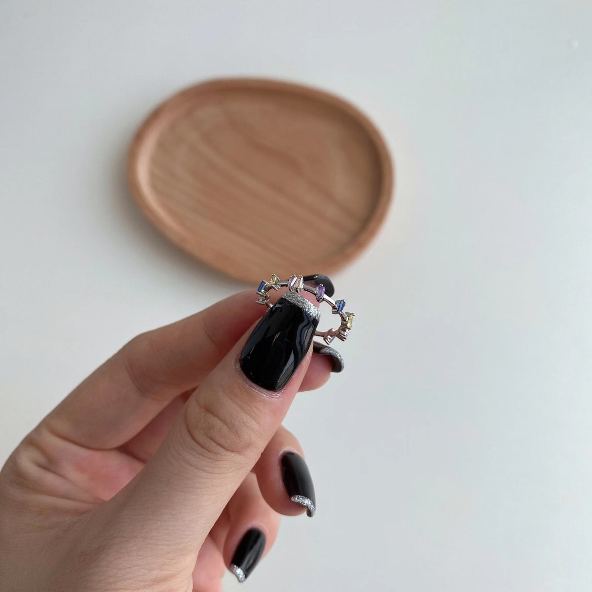 [LUXE]Unique Trapezoid Cut Daily Ring