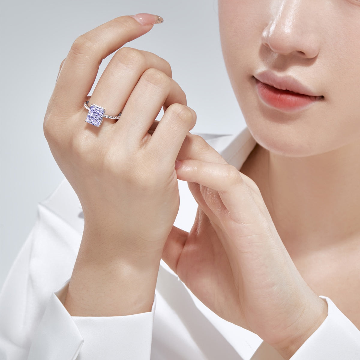 [LUXE] Bague de fiançailles luxueuse de 4,0 carats