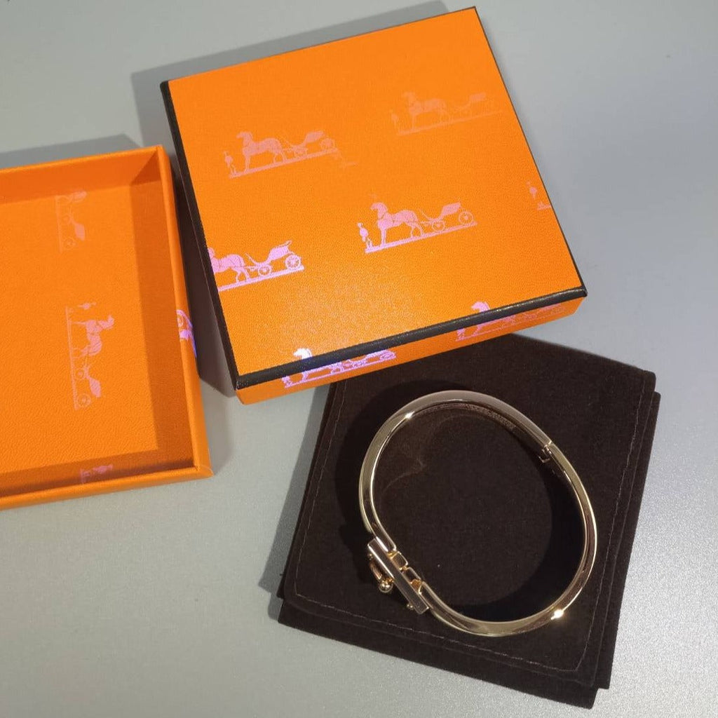 [LUXE JEWELRY]H GREY BRACELET