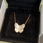 [LUXE JEWELRY]BUTTERFLY GOLD MOP DIAMOND NECKLACE