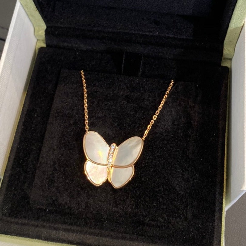 [LUXE JEWELRY]BUTTERFLY GOLD MOP DIAMOND NECKLACE