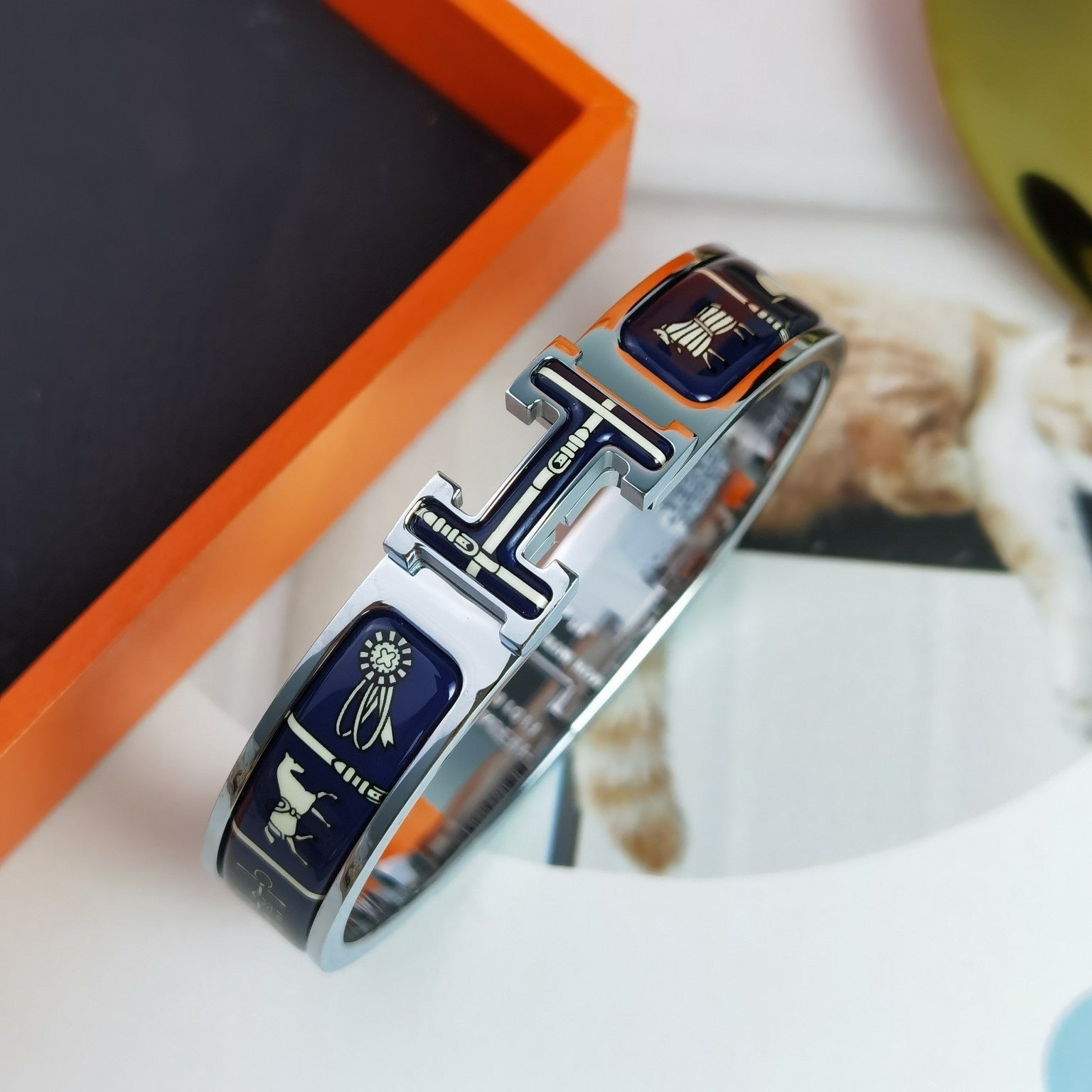 [LUXE JEWELRY]H COUVERTURES DARK BLUE BRACELET