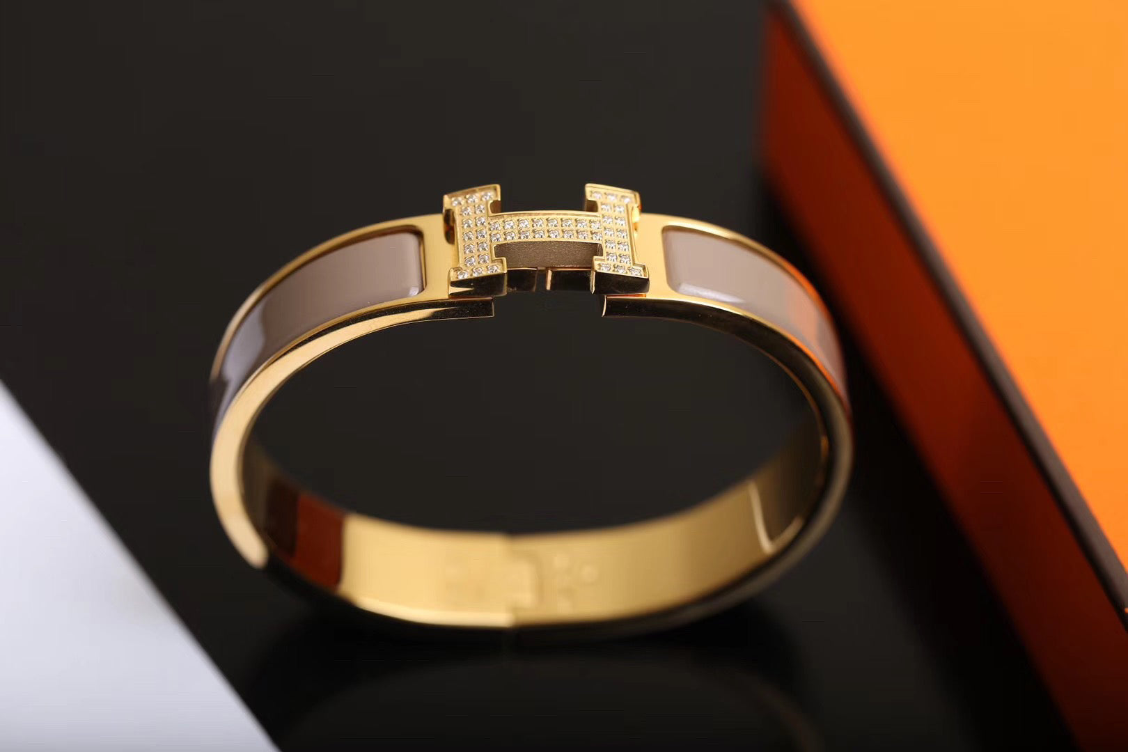 [LUXE JEWELRY]H BRACELET GOLD DIAMOND