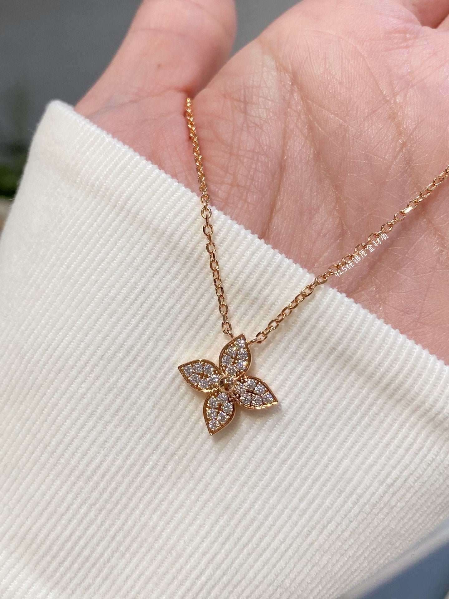 [LUXE JEWELRY]STAR DIAMOND NECKALCE