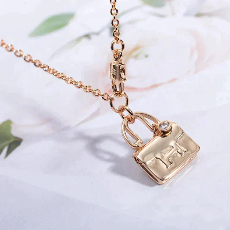 [LUXE JEWELRY]AMULETTE PEDANT ROSE GOLD NECKLACE