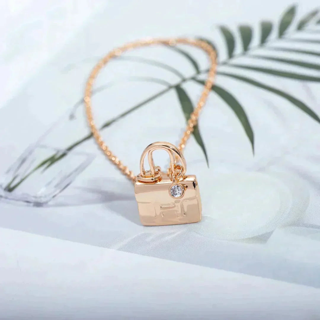 [LUXE JEWELRY]AMULETTE PEDANT ROSE GOLD NECKLACE