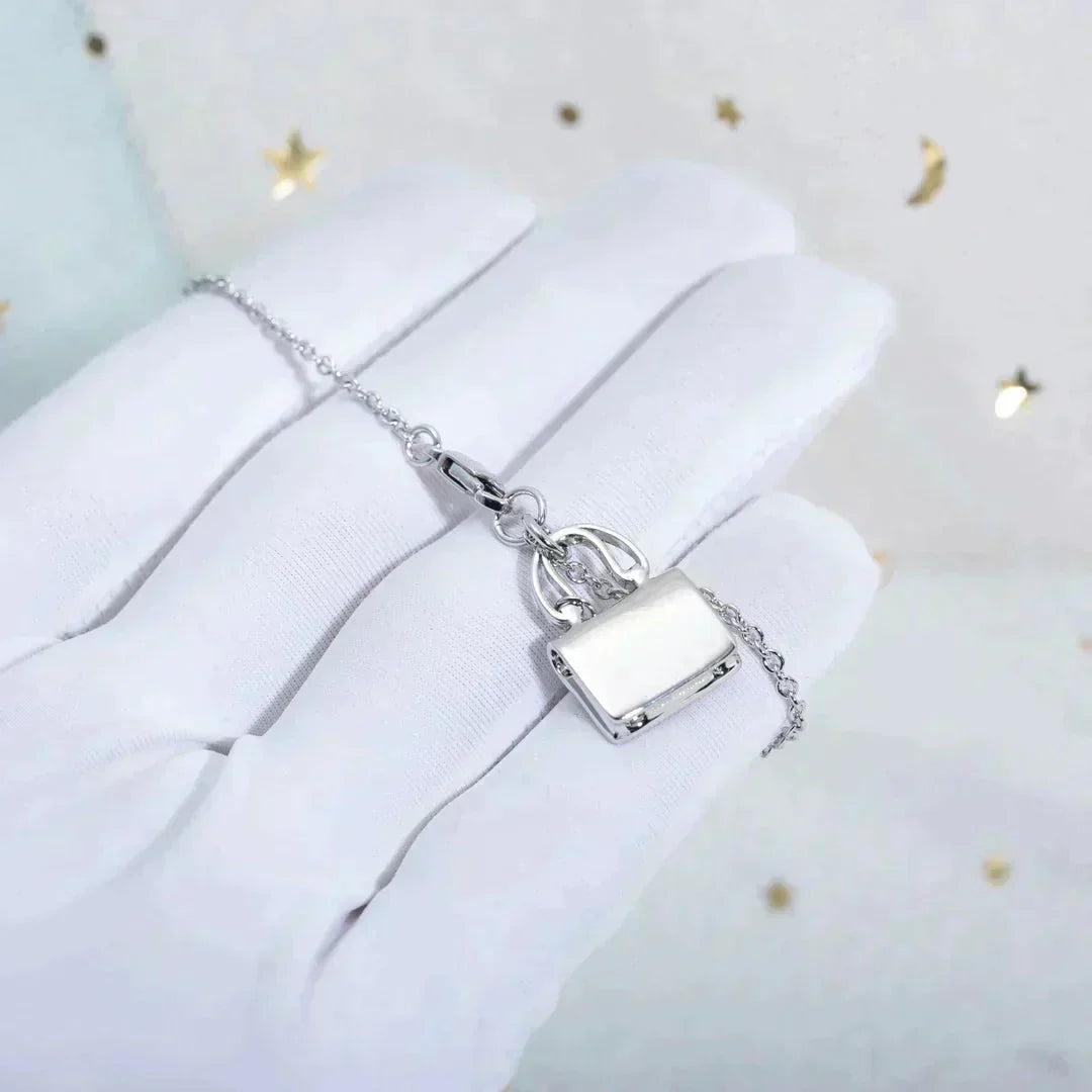 [LUXE JEWELRY]AMULETTE PEDANT SILVER NECKLACE