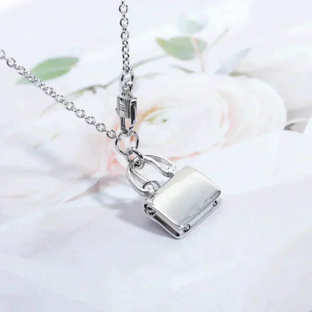 [LUXE JEWELRY]AMULETTE PEDANT SILVER NECKLACE