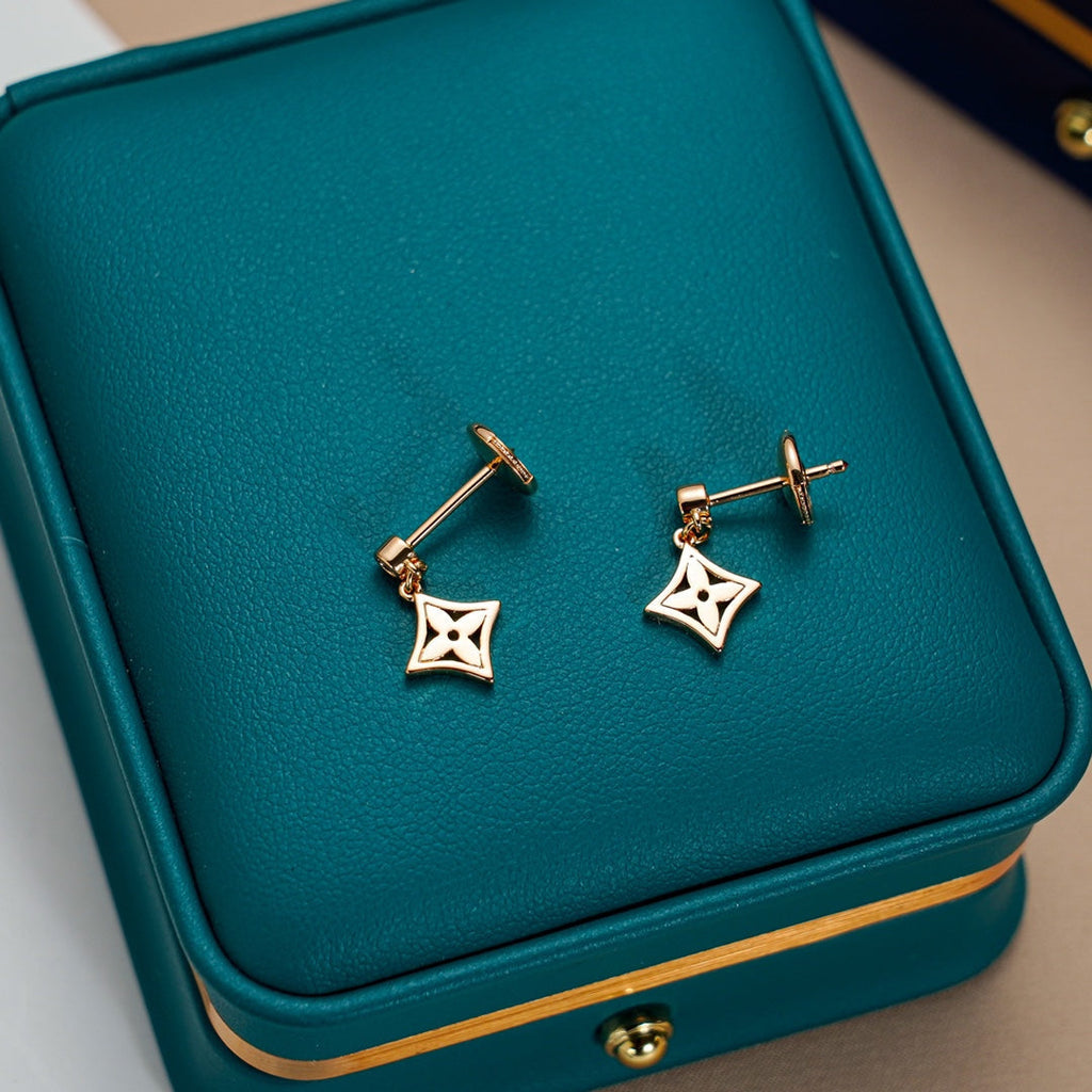 [LUXE JEWELRY]STAR EARRINGS GOLD