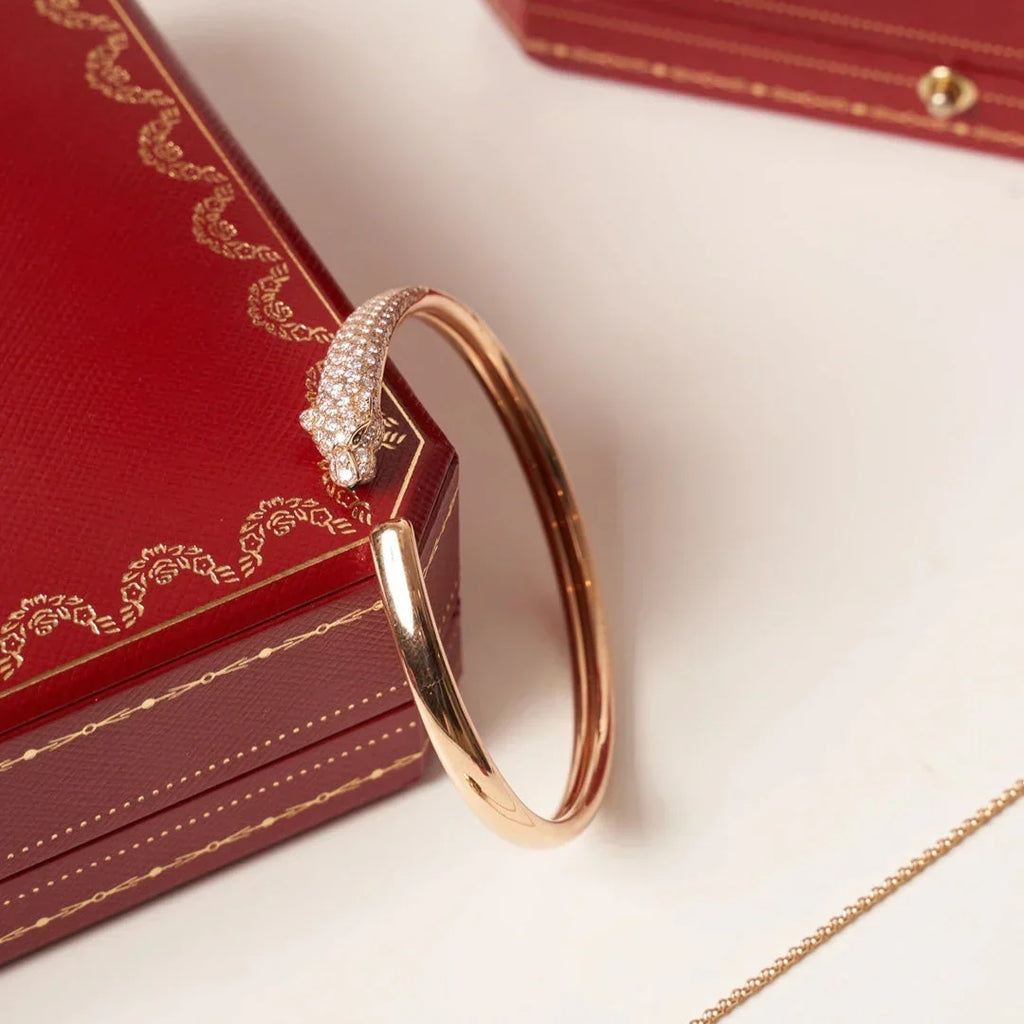 [LUXE JEWELRY] PANTHERE HALF DIAMOND OPEN BRACELET