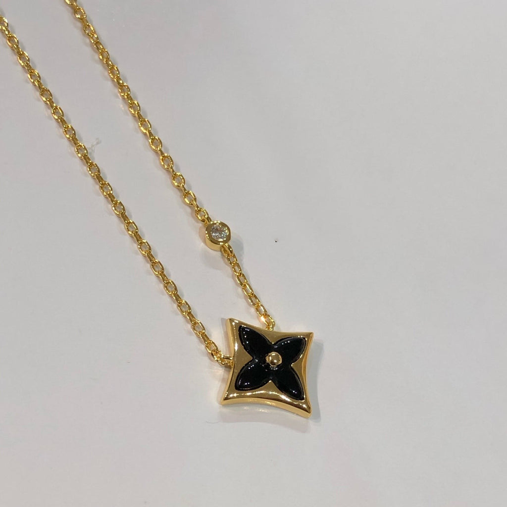 [LUXE JEWELRY]STAR BLACK MOP NECKLACE