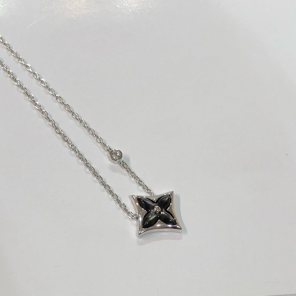 [LUXE JEWELRY]STAR BLACK MOP NECKLACE