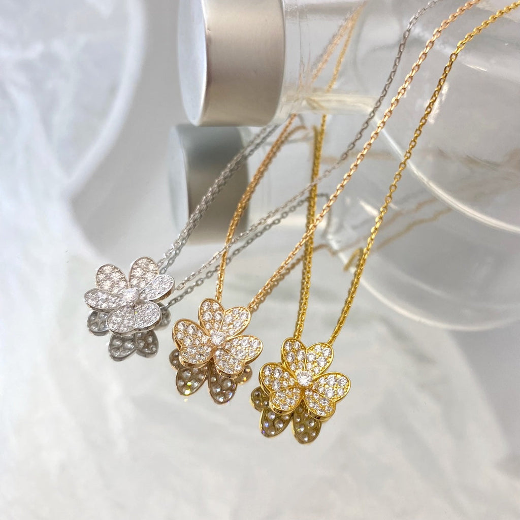 [LUXE JEWELRY]FLOWER DIAMOND NECKLACE
