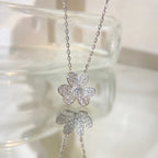 [LUXE JEWELRY]FLOWER DIAMOND NECKLACE
