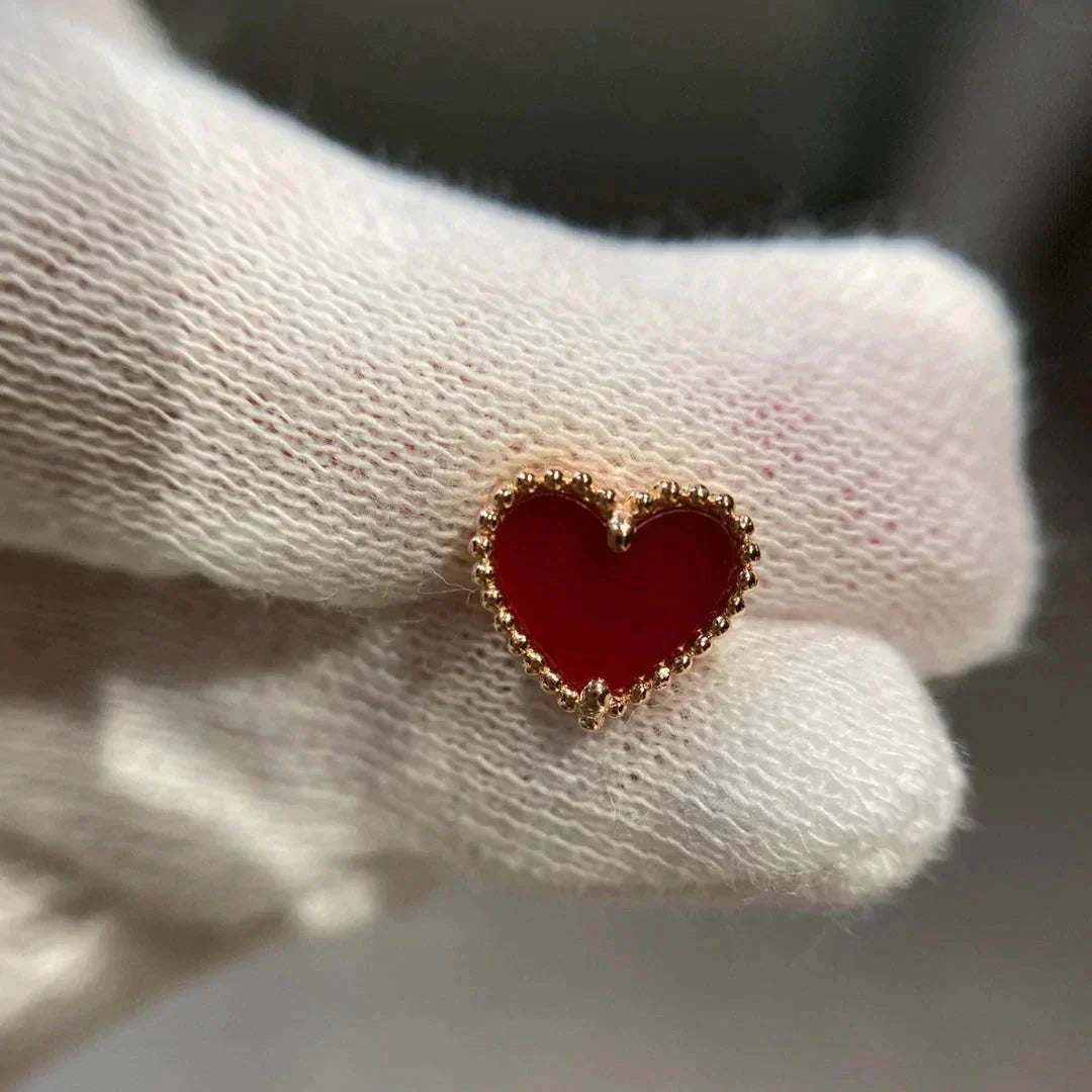 [LUXE JEWELRY]HEART CARNELIAN STUD EARRINGS