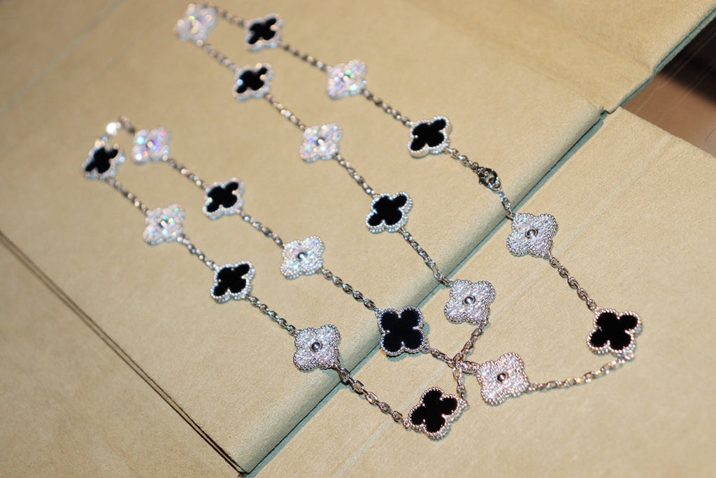 [LUXE JEWELRY]CLOVER 20 MOTIFS ONYX DIAMOND SILVER