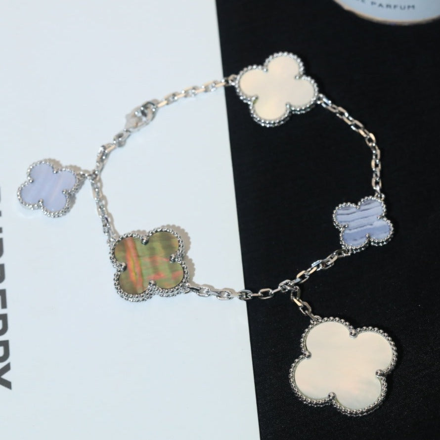 [LUXE JEWELRY]CLOVER BRACELET 5 MOTIFS MOP CHALCEDONY SILVER