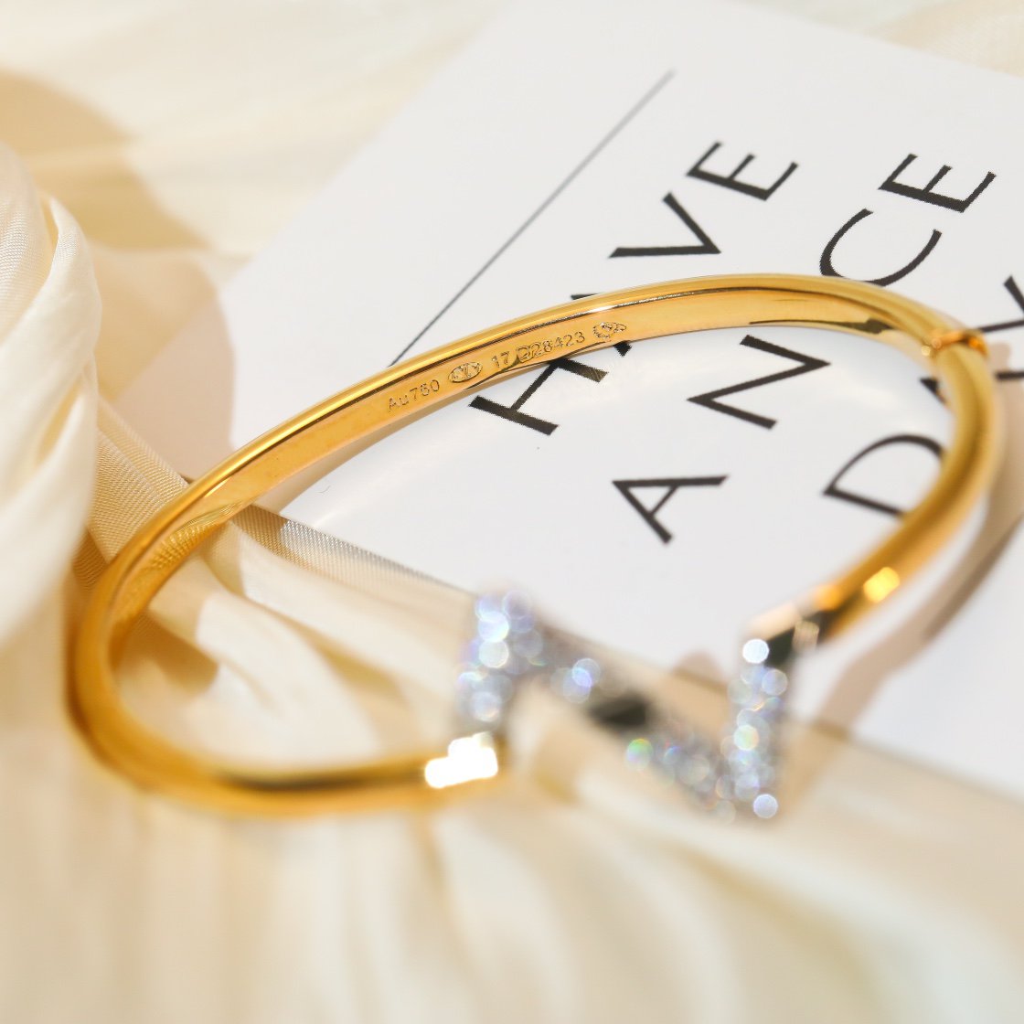 [LUXE JEWELRY]VOLTE UPSITE DOWN GOLD DIAMOND BRACELET