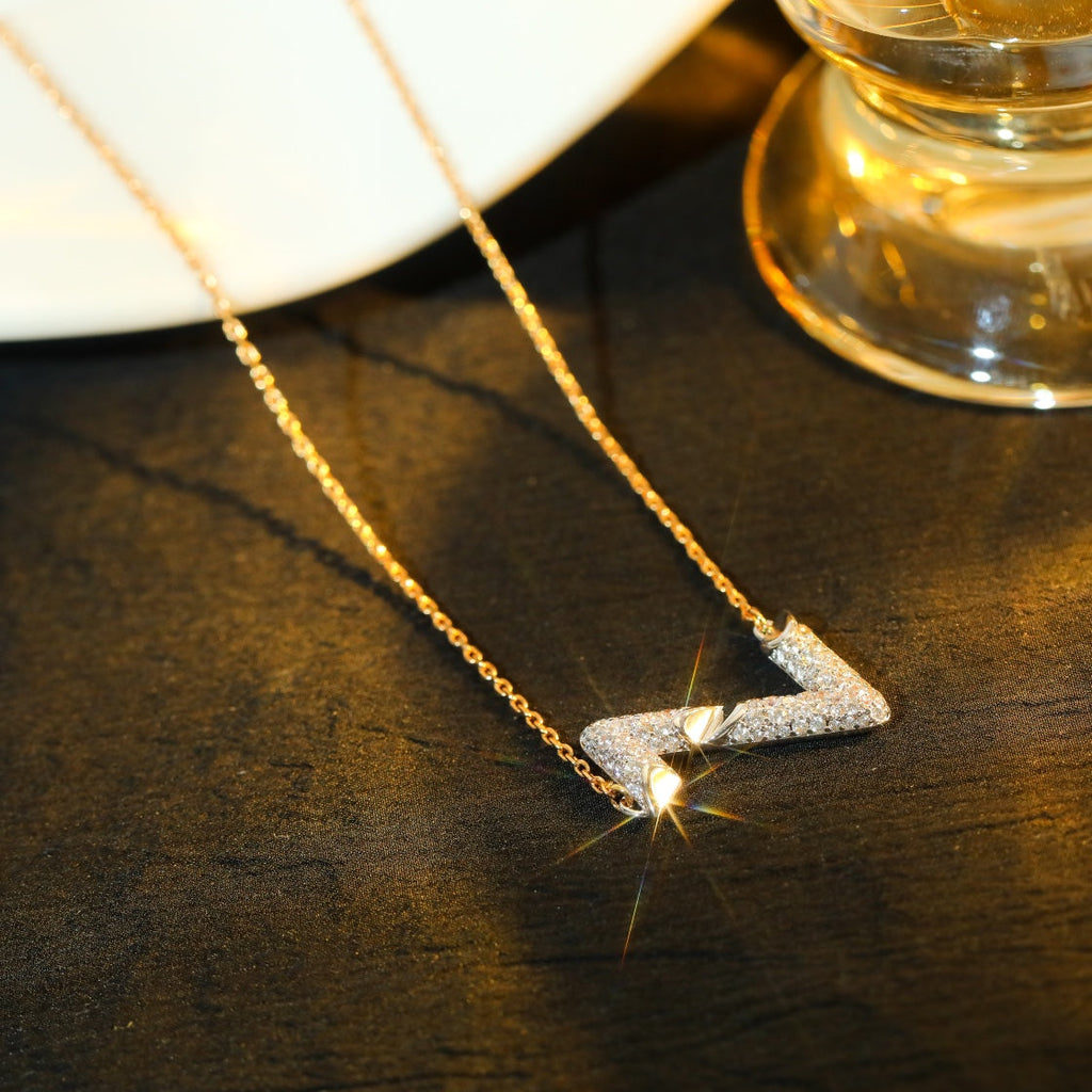 [LUXE JEWELRY]VOLT SILVER DIAMOND PEDANT NECKLACE