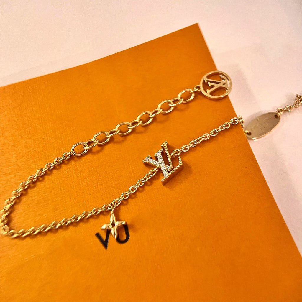 [LUXE JEWELRY]LOGO STAR MOTIF GOLD BRACELET