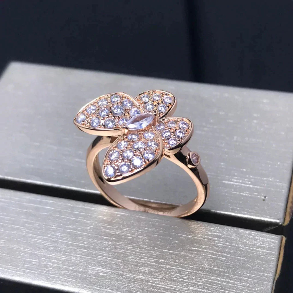 [LUXE JEWELRY]BUTTERFLY PINK GOLD DIAMOND RING