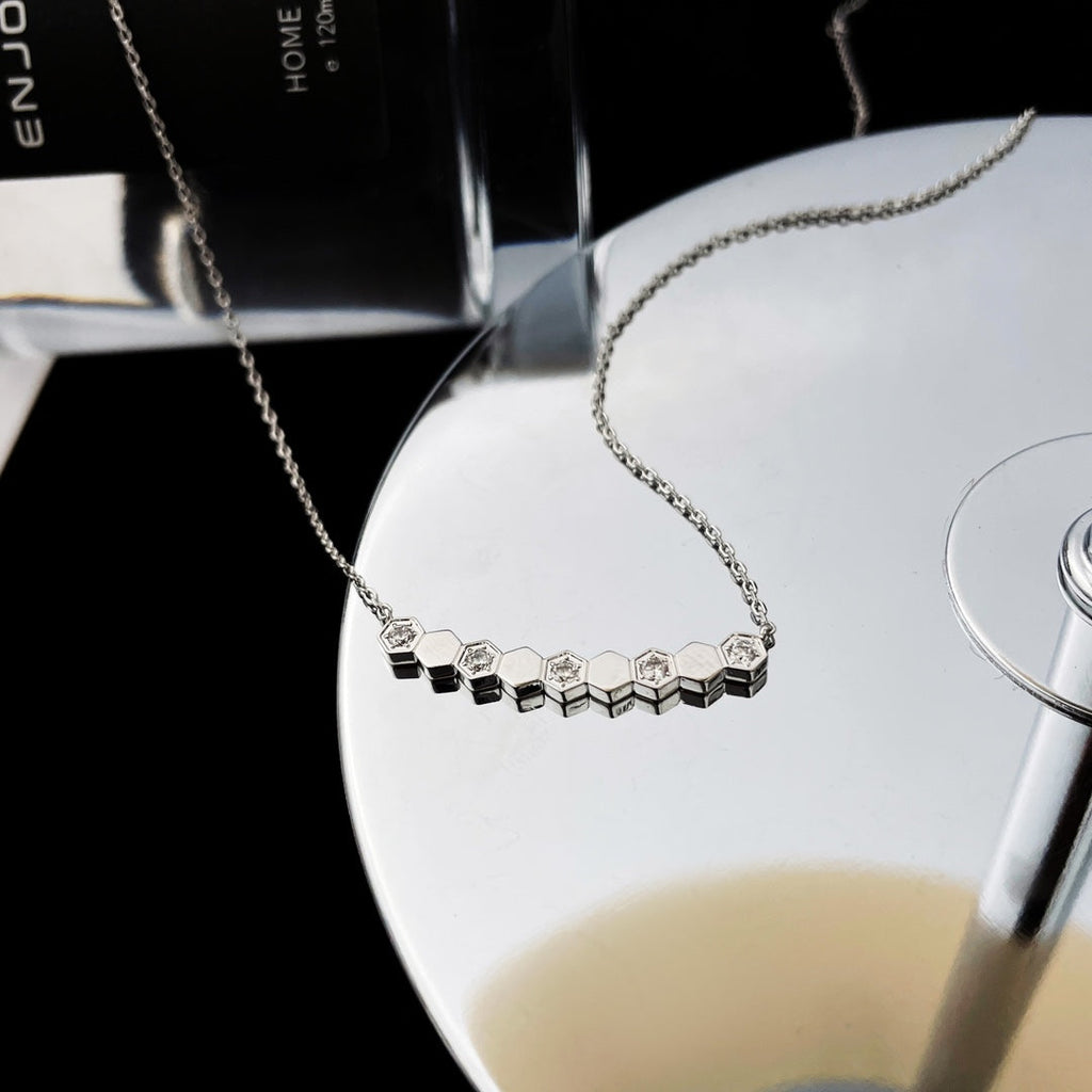 [LUXE JEWELRY]BEE MY LOVE DIAMOND NECKLACE