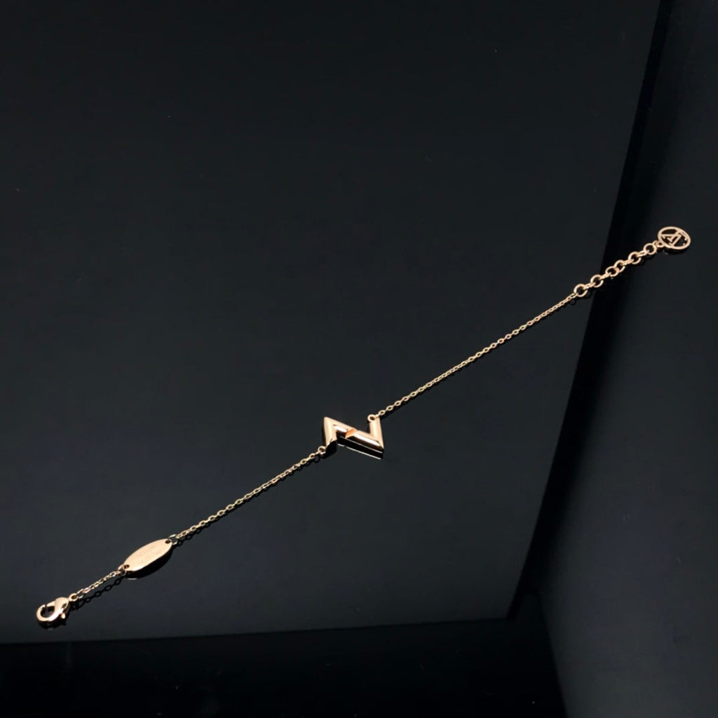 [LUXE JEWELRY]VOLT LV LOGO BRACELET