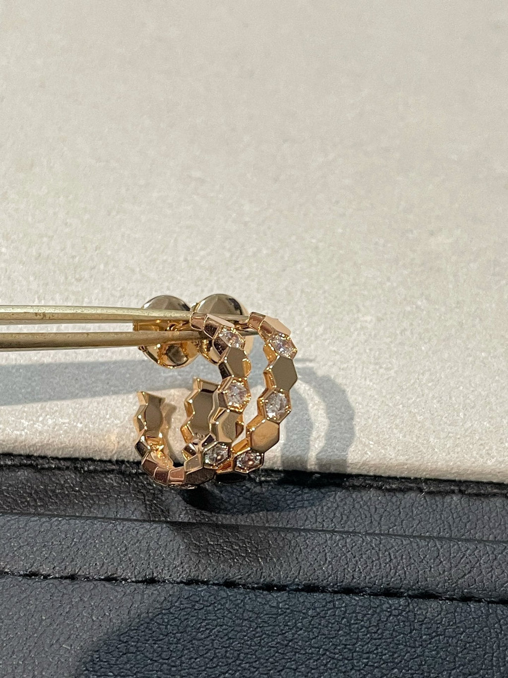 [LUXE JEWELRY]Hollow Design Four-Leaf Clover Flower Shape Ring