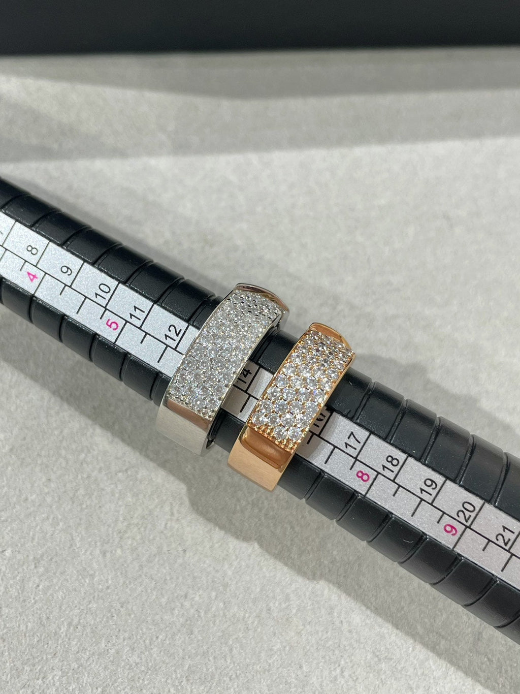 [LUXE JEWELRY]LIENS EVIDENCE  DIAMOND PAVED RING