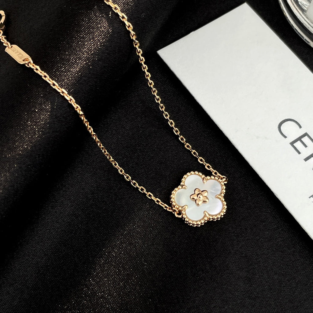 [LUXE JEWELRY]LUCKY SPRING ROSE GOLD MOP BRACELET