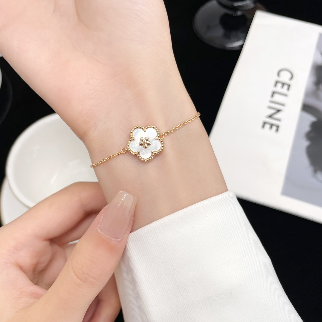 [LUXE JEWELRY]LUCKY SPRING ROSE GOLD MOP BRACELET