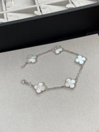 [LUXE JEWELRY]CLOVER WHITE PEARL MOP 5 MOTIF BRACELET COLLECTION