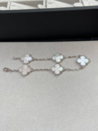 [LUXE JEWELRY]CLOVER WHITE PEARL MOP 5 MOTIF BRACELET COLLECTION