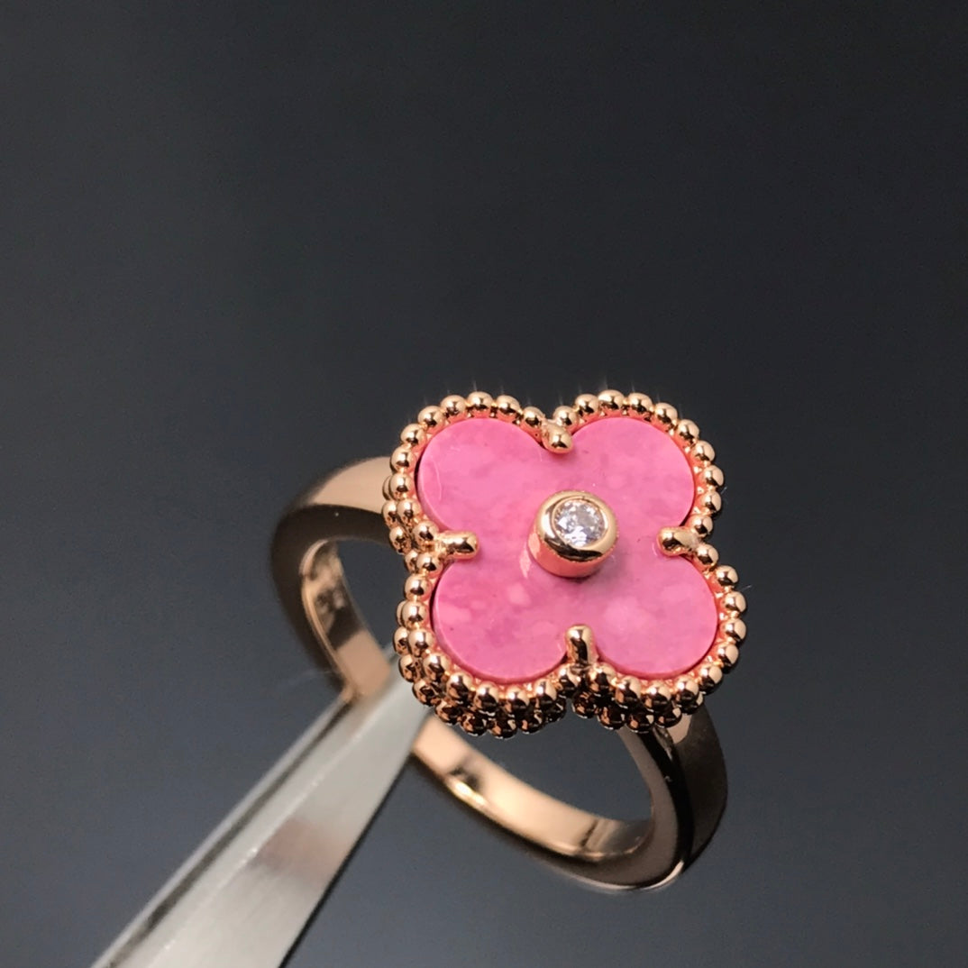 [LUXE JEWELRY]CLOVER RHODONITE ROSE GOLD RING