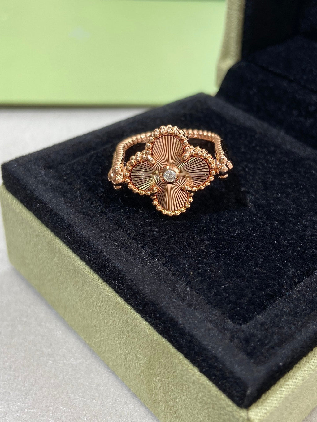 [LUXE JEWELRY]CLOVER RIVERSIBLE RING GOLD COLLECTION