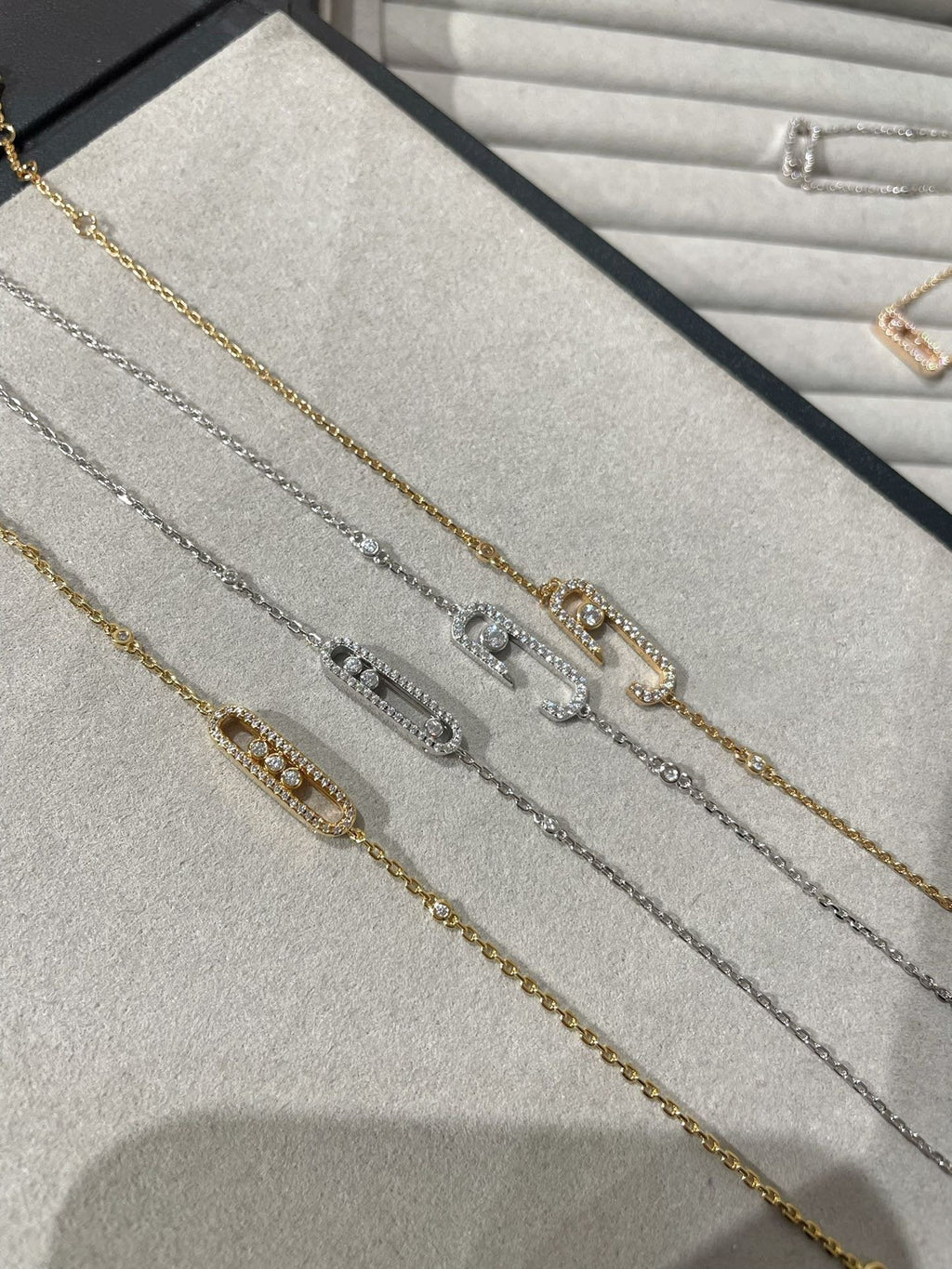 [Luxe Jewellery] BABY MOVE DIAMOND BRACELET