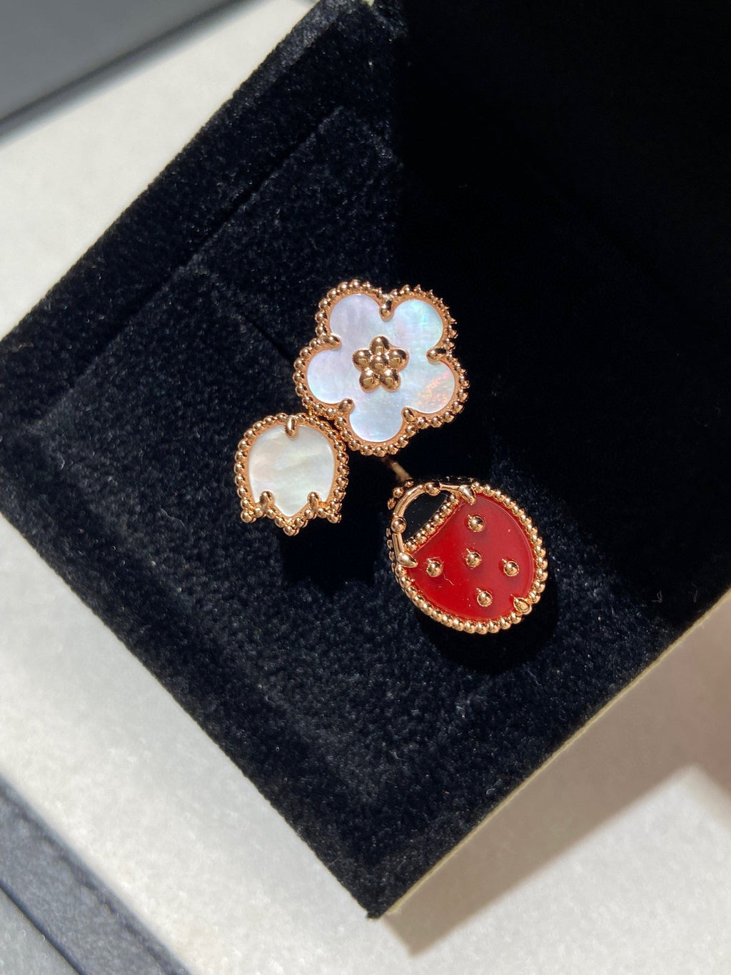 [LUXE JEWELRY]LUCKY 3 MOTIF ROSE GOLD RING