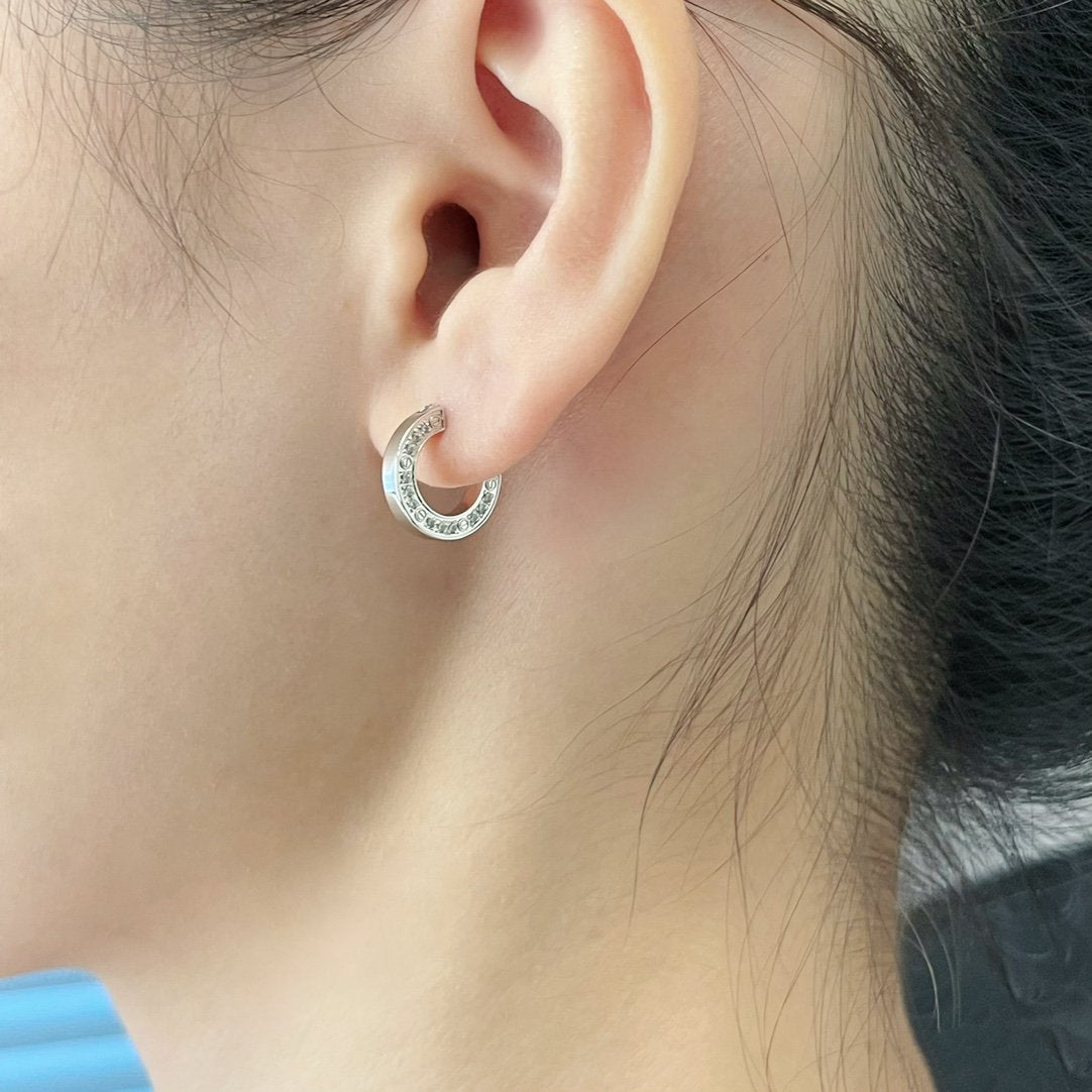 [LUXE JEWELRY] LOVE DIAMOND EARRINGS
