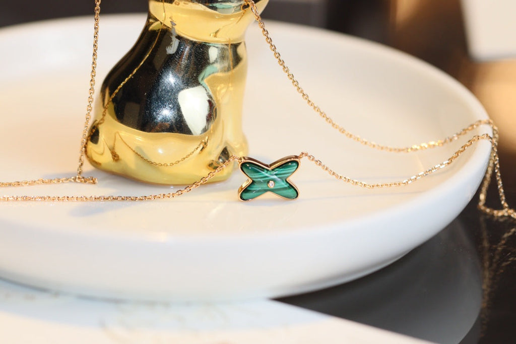 [LUXE JEWELRY]JEUX MALACHITE 1 DIAMOND PINK GOLD NECKLACE