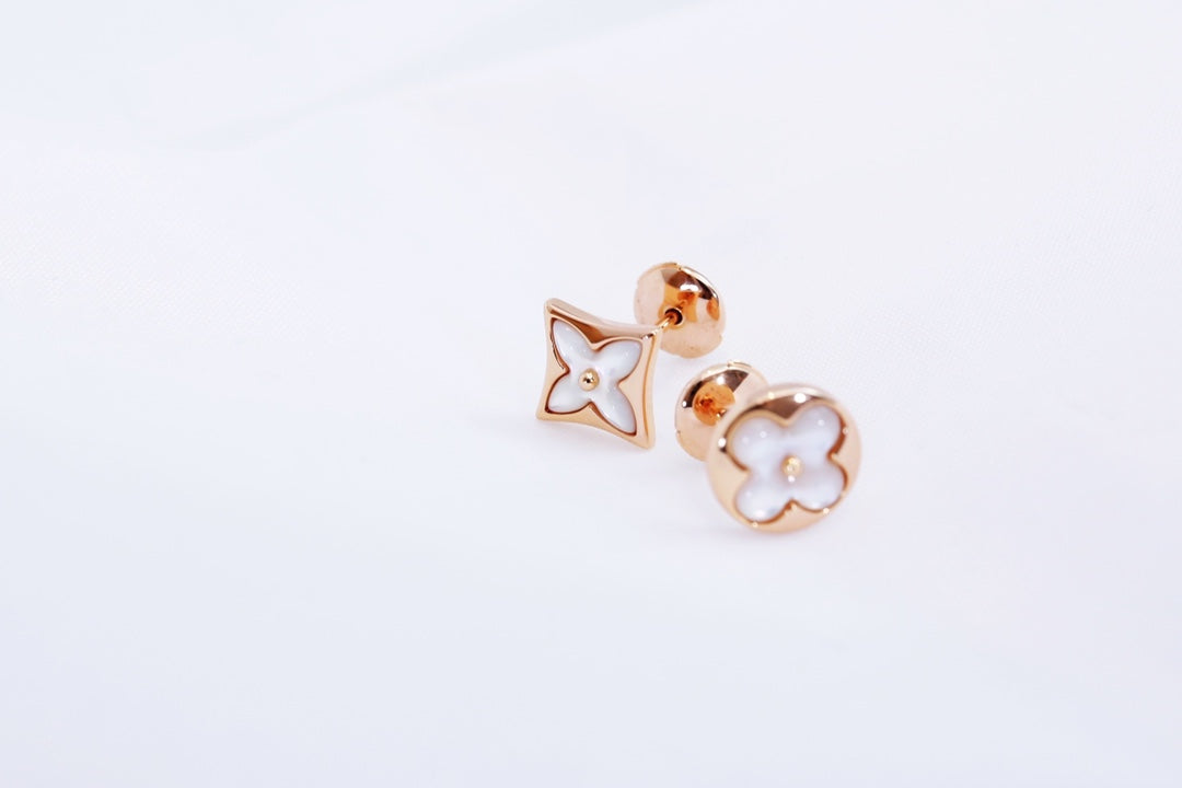 [LUXE JEWELRY]STAR AND SUN PINK GOLD MOP STUD EARRINGS