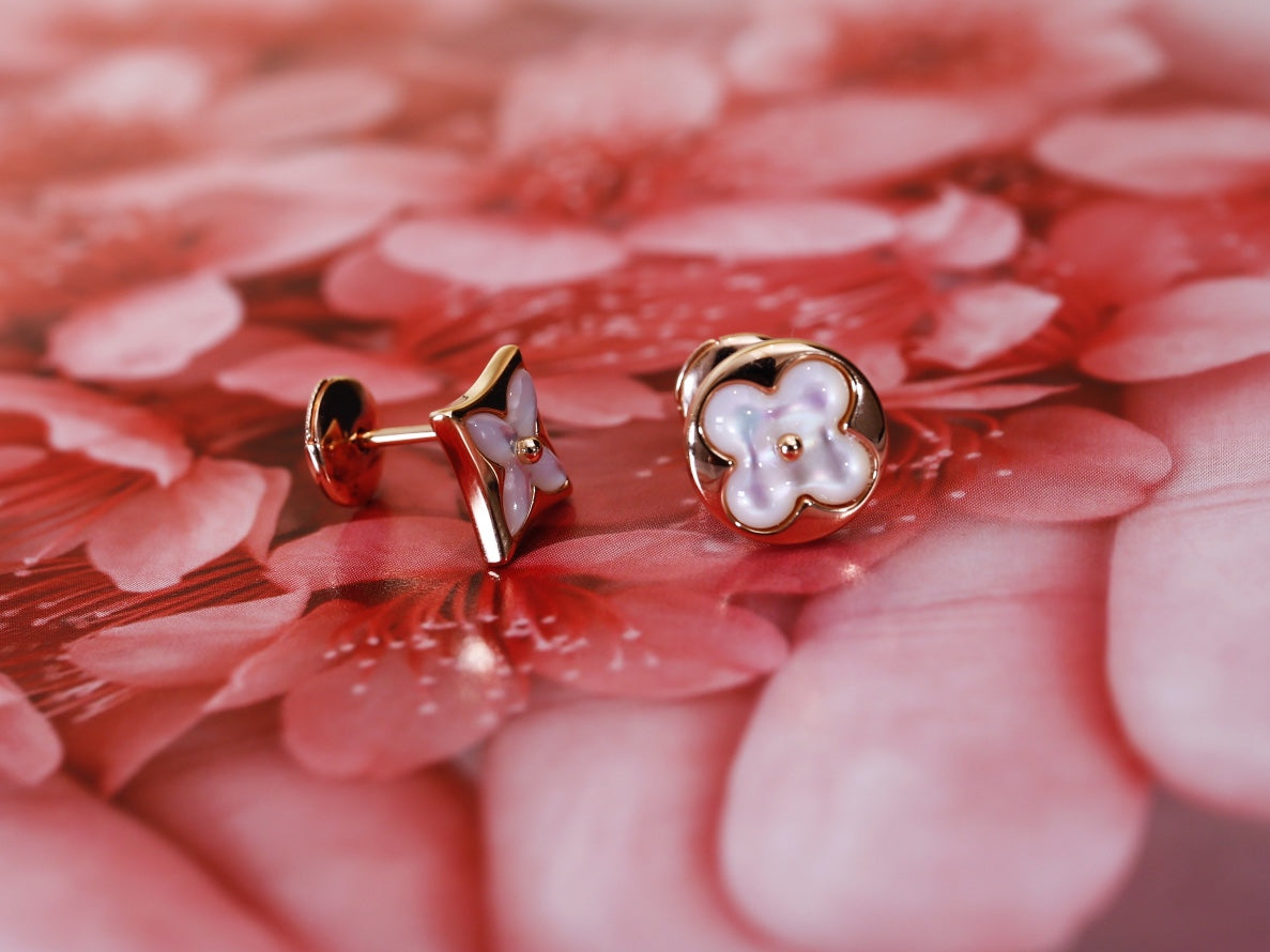 [LUXE JEWELRY]STAR AND SUN PINK GOLD MOP STUD EARRINGS